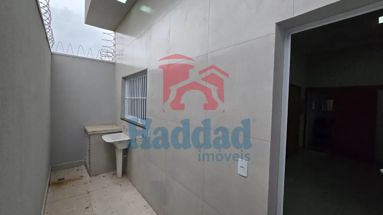 CASA NOVA EM ÓTIMA LOCALIZAÇÃO. Ref: 15675 - 001 (3)