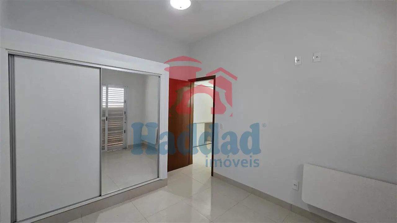 COND. FECHADO – LOCALIZAÇÃO PRIVILIGIADA / HADDAD IMÓVEIS 18 3211-7666 Ref: 15676 - 001 (21)