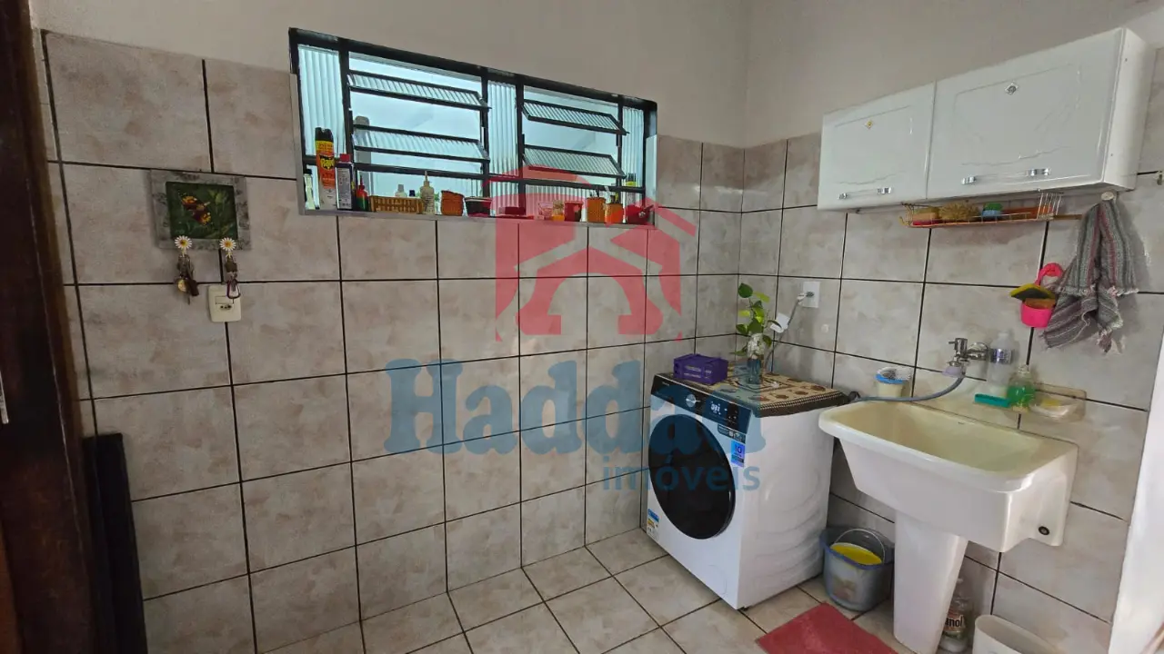 CASA COM EXELENTE LOCALIZAÇÃO E PROXIMO CENTRO Ref: 15683 - 001 (10)