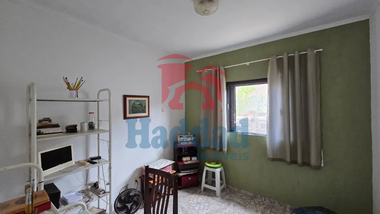 CASA COM EXELENTE LOCALIZAÇÃO E PROXIMO CENTRO Ref: 15683 - 001 (15)
